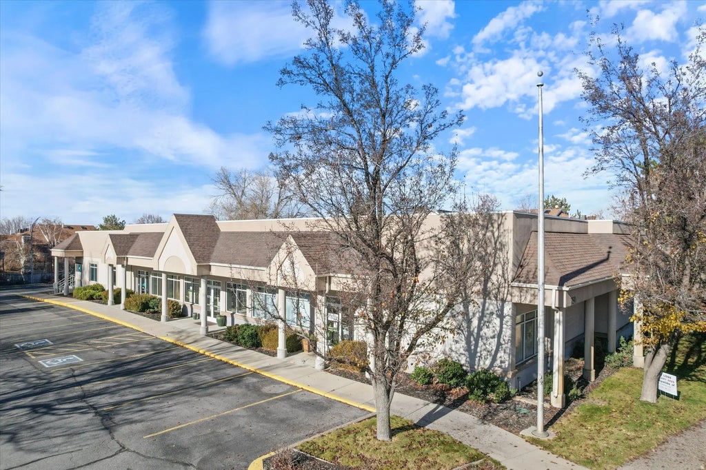 750 S Main St, Bountiful