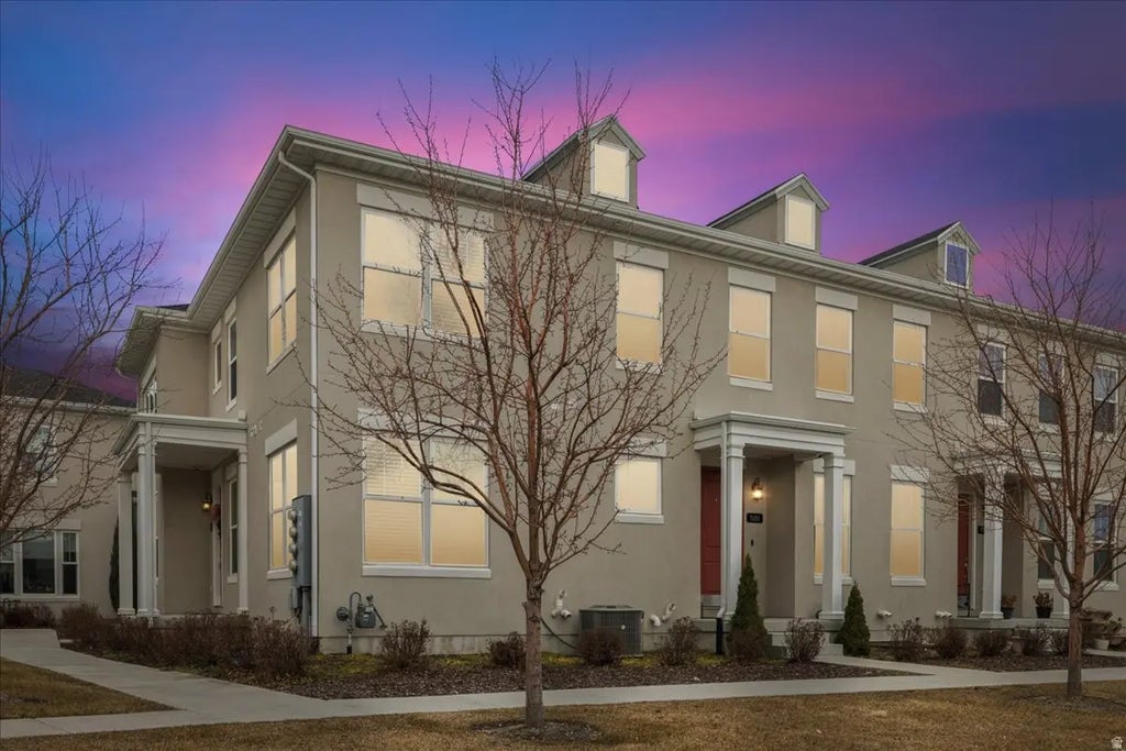 5188 W Big Sur Dr, South Jordan