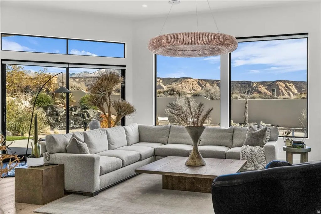 5032 N Silver Cloud, St. George