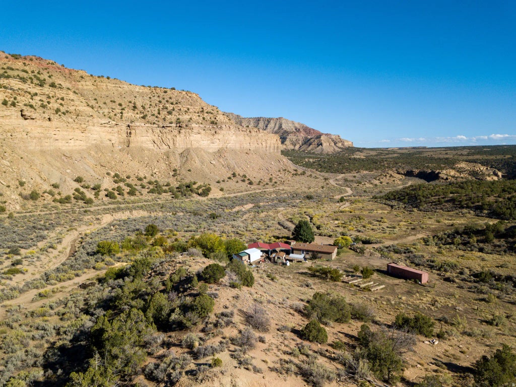 3135 N Thompson Cyn Rd, Thompson