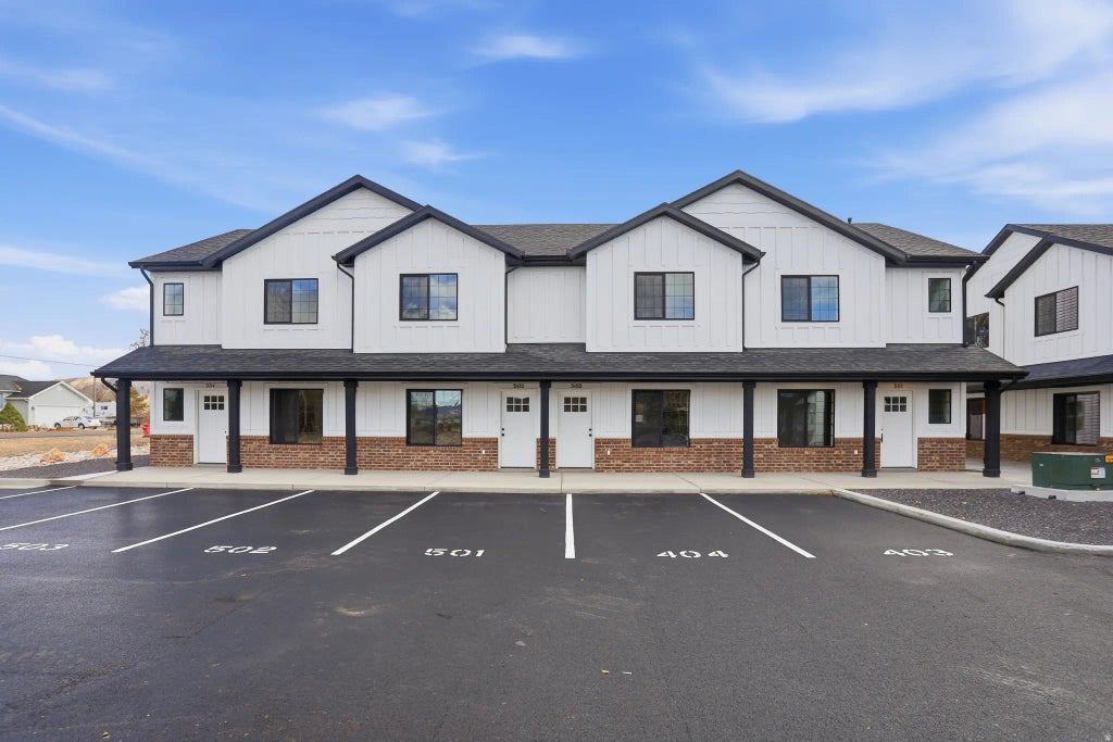 1720 E Main St 404, Tremonton