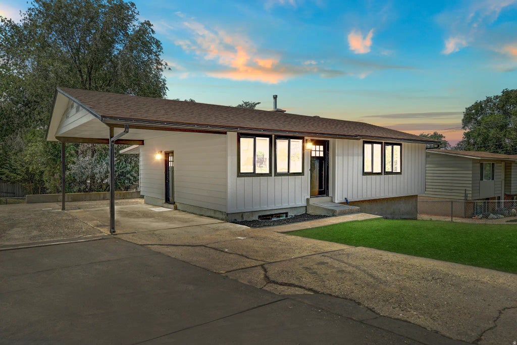 9420 S Streatham Rd, Sandy