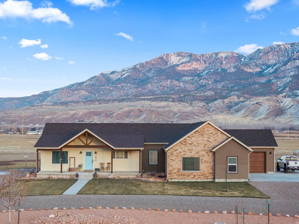 1075 S 800 E, Monroe