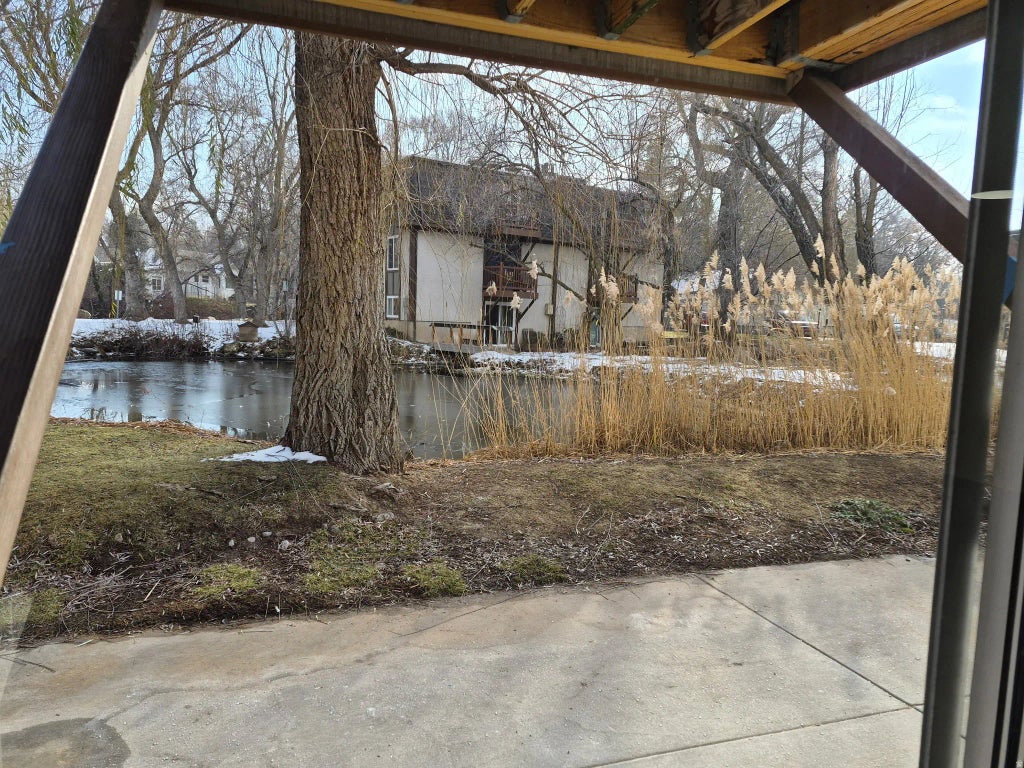 5553 S Willow Ln A, Murray