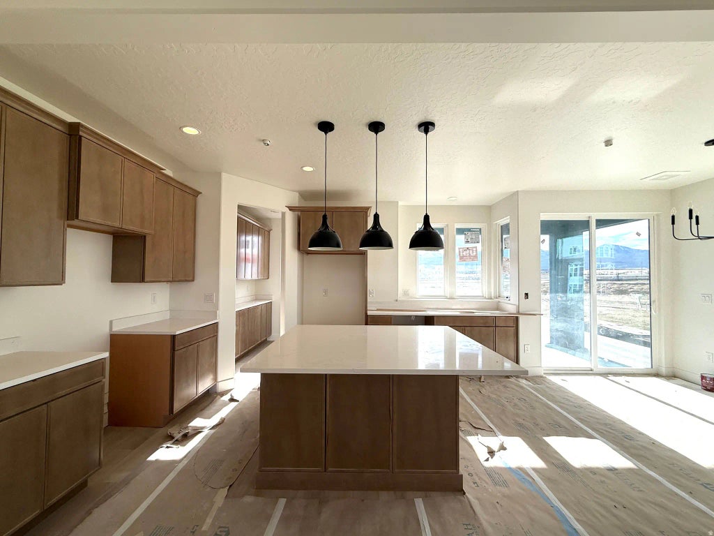 10974 S Lake Run Rd W 160, South Jordan