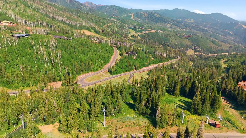 207 White Pine Canyon Rd 207, Park City