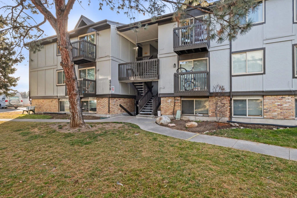 5770 S 900 E 3, Murray