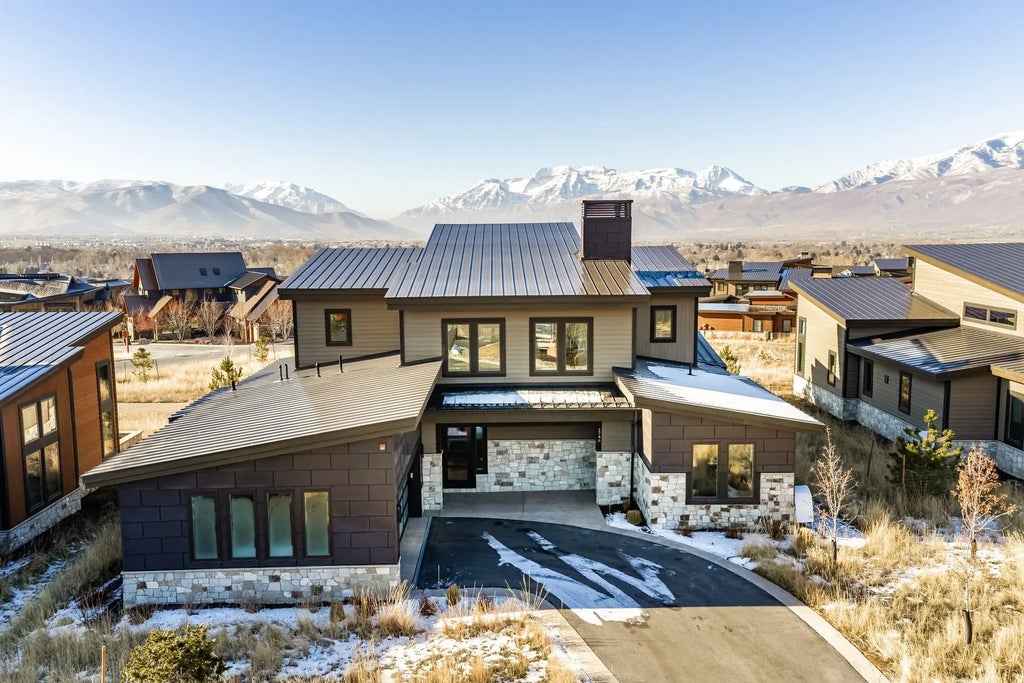 1746 E Thompson Peak Cir, Heber City