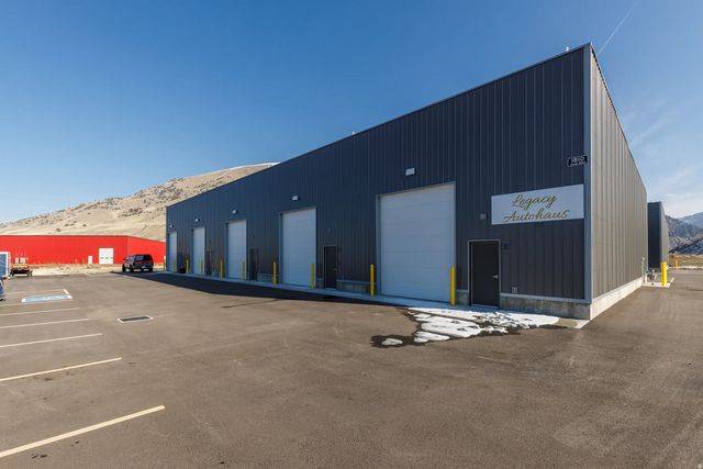 2 1810 Anvil Blvd, Hyrum