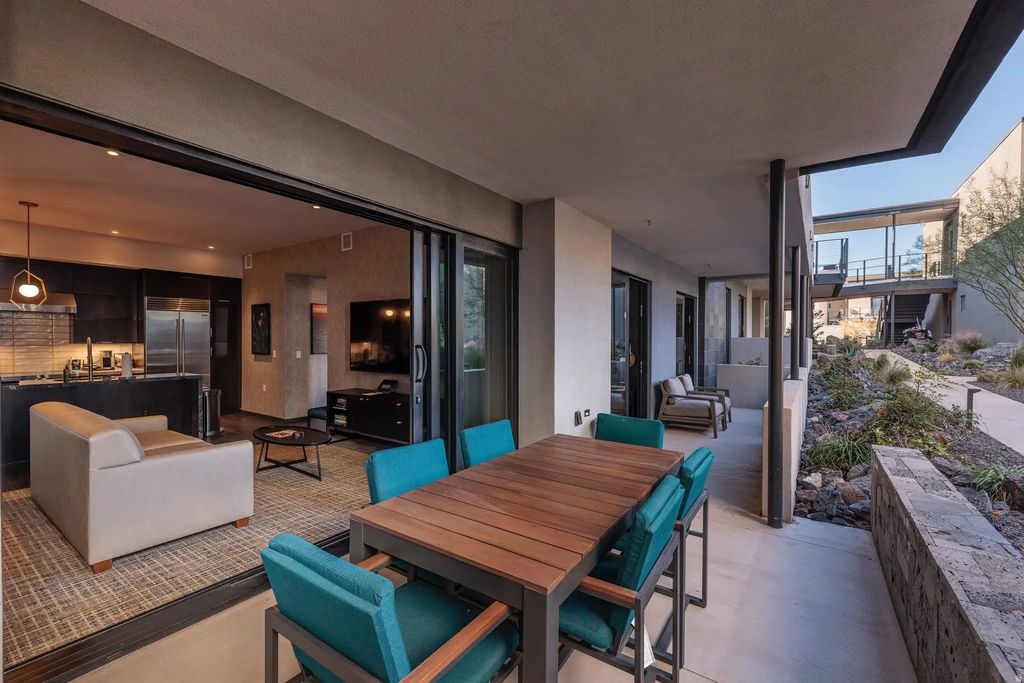 1400 E Black Desert Dr 12127, Ivins