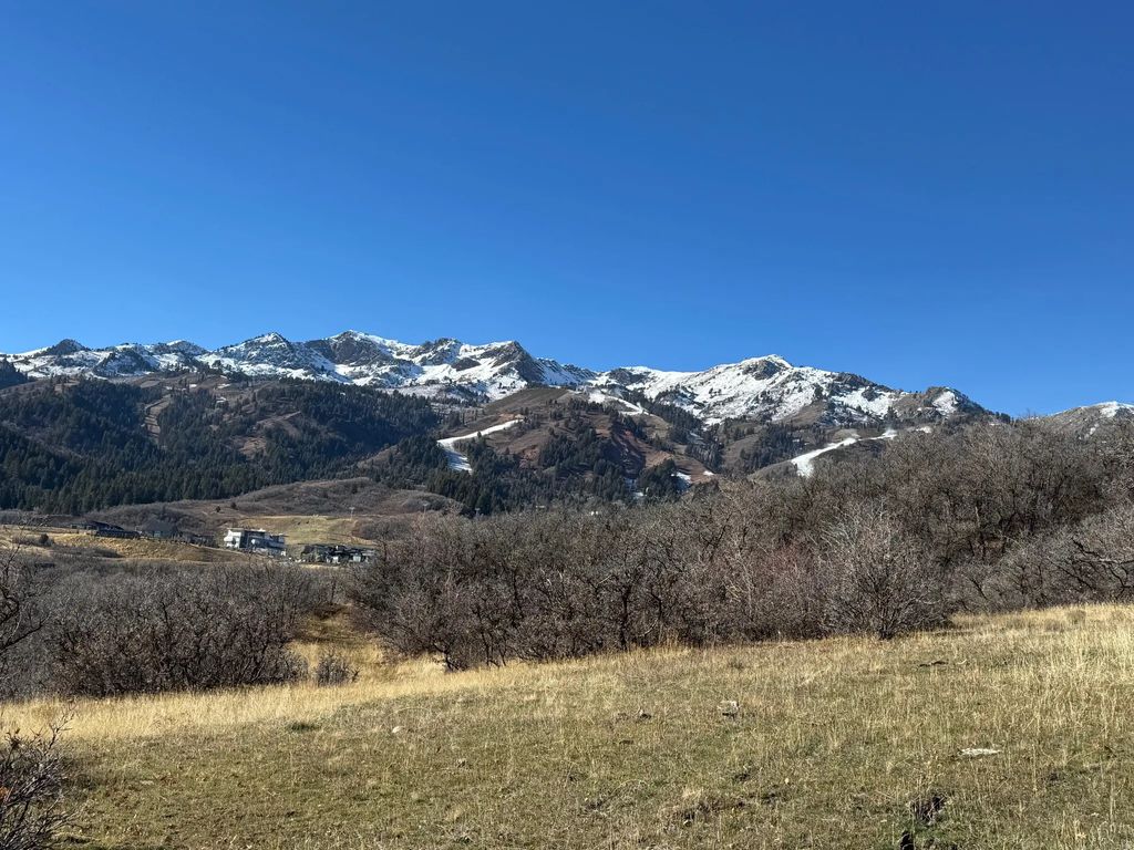 N/A, Mountain Green