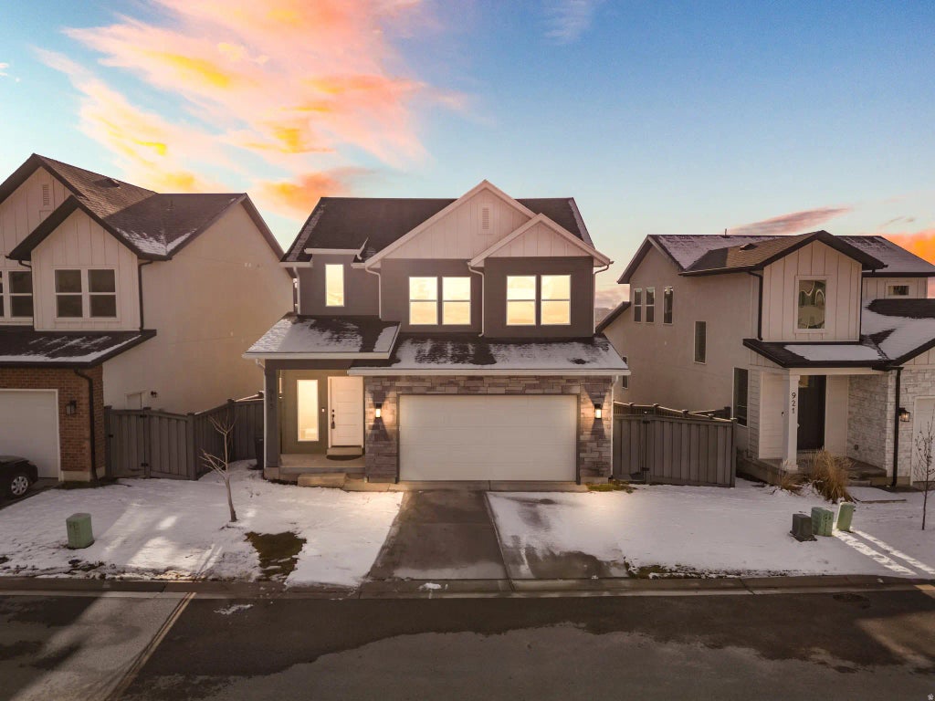 915 N Evelyn St, Farmington