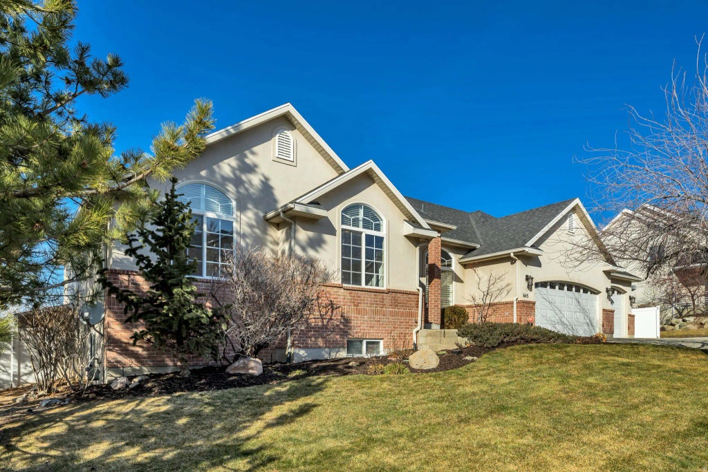 645 E Rocky Mouth Ln, Draper