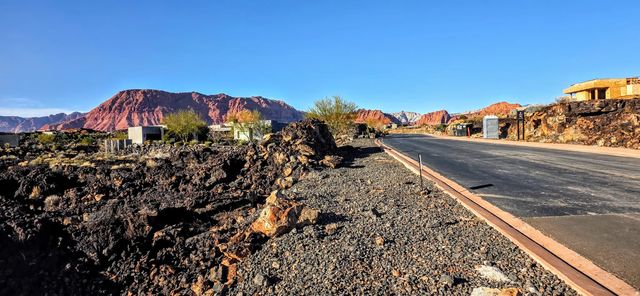 2427 Tacheene Dr 43, St. George