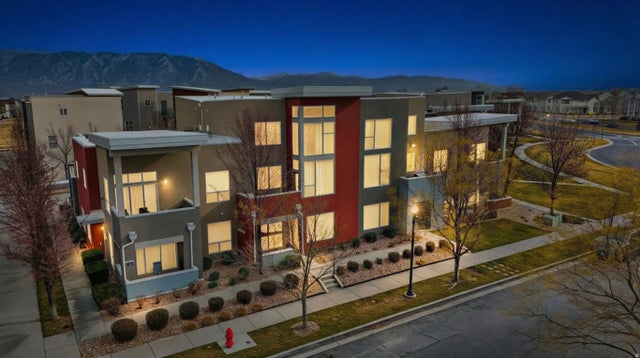 10367 S Oquirrh Rd W 108, South Jordan