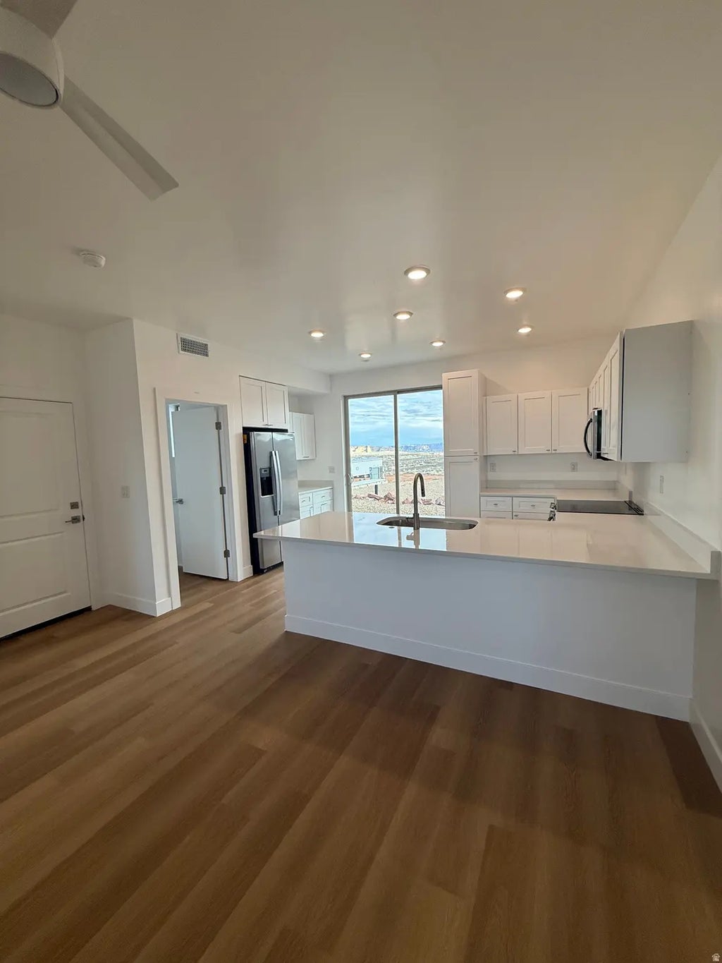 1336 E Lone Rock View Dr, Big Water