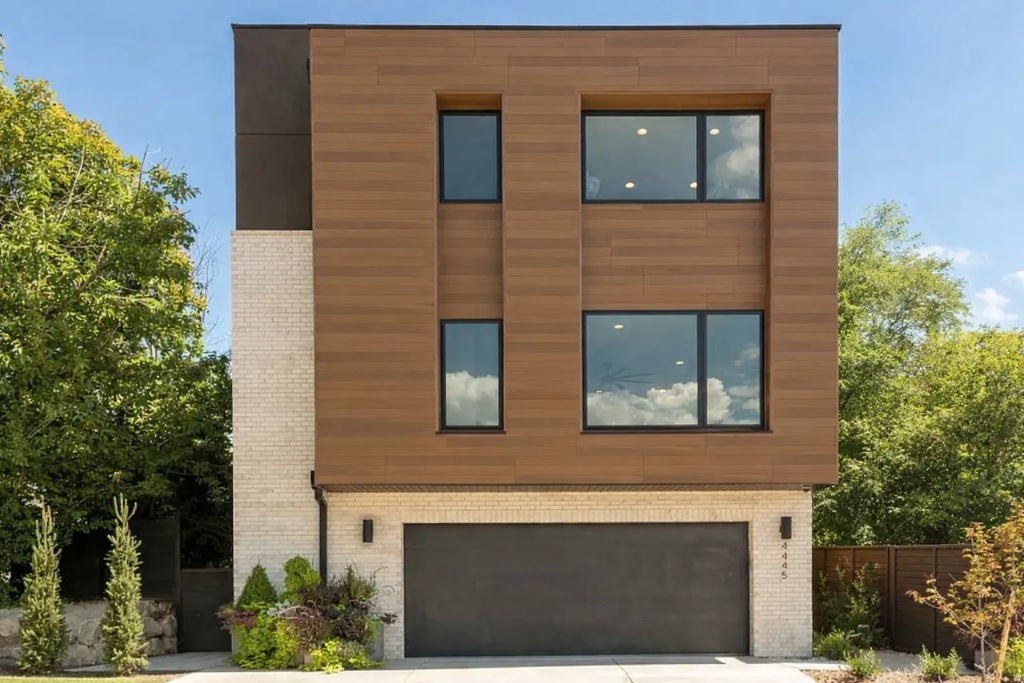 4445 S Holladay Park Ln, Holladay