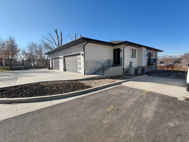 7230 S 525 E, Midvale