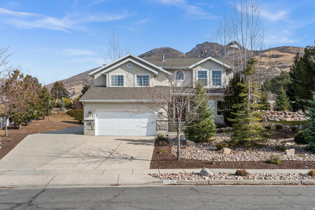 8461 Daneborg Cir, Cottonwood Heights