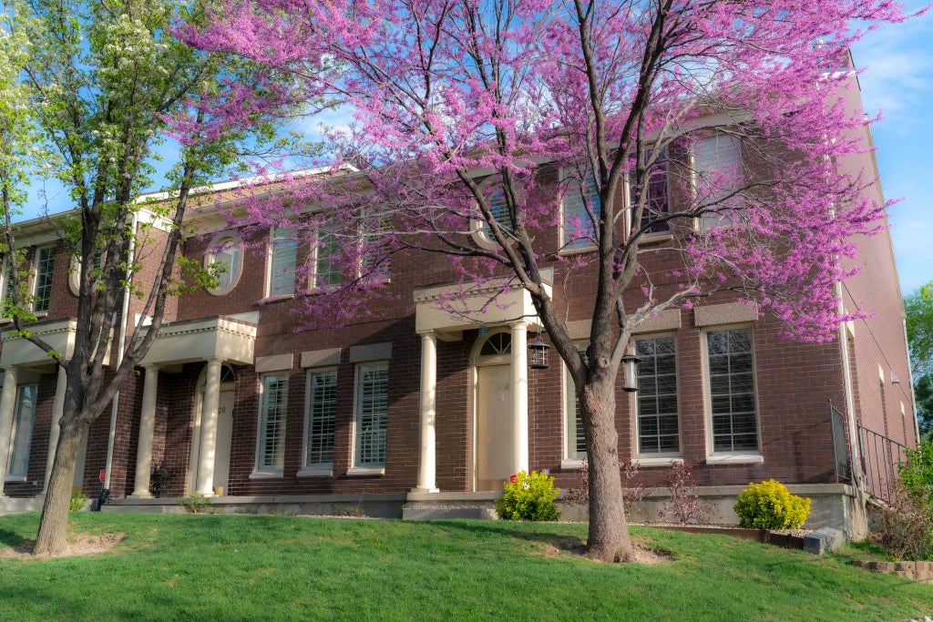 918 E Sage Park Ln, Millcreek