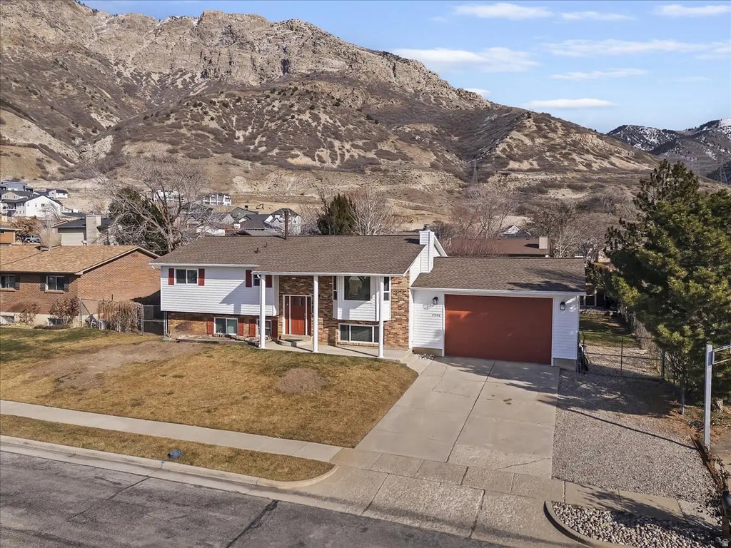 2946 N 1350 E, North Ogden