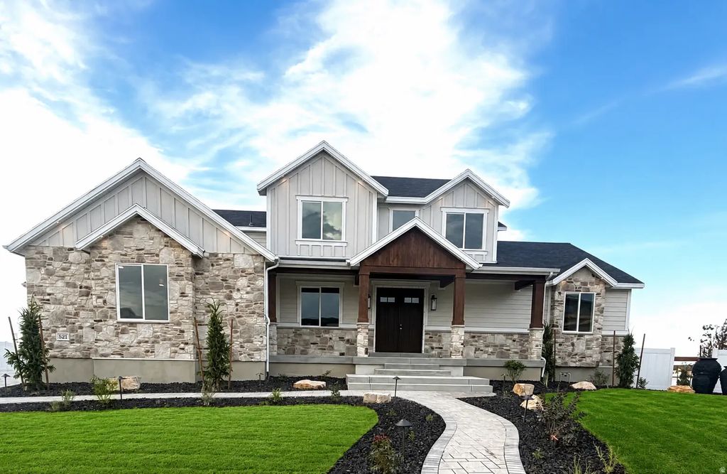 521 E Gilmour St 121, Grantsville