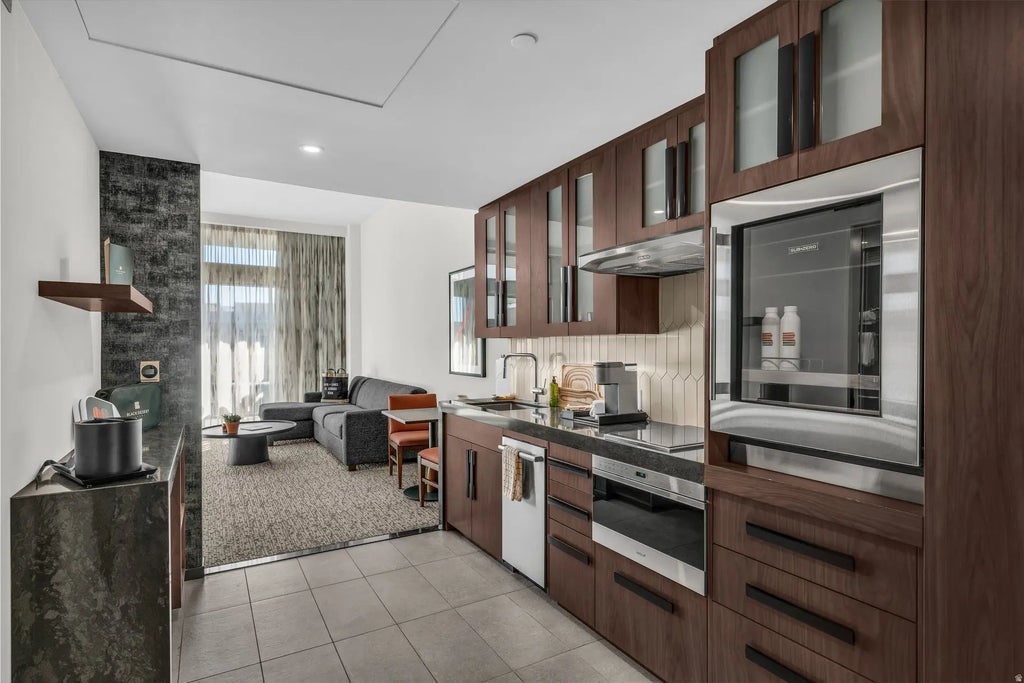 1500 E Black Desert Dr 46328, Ivins