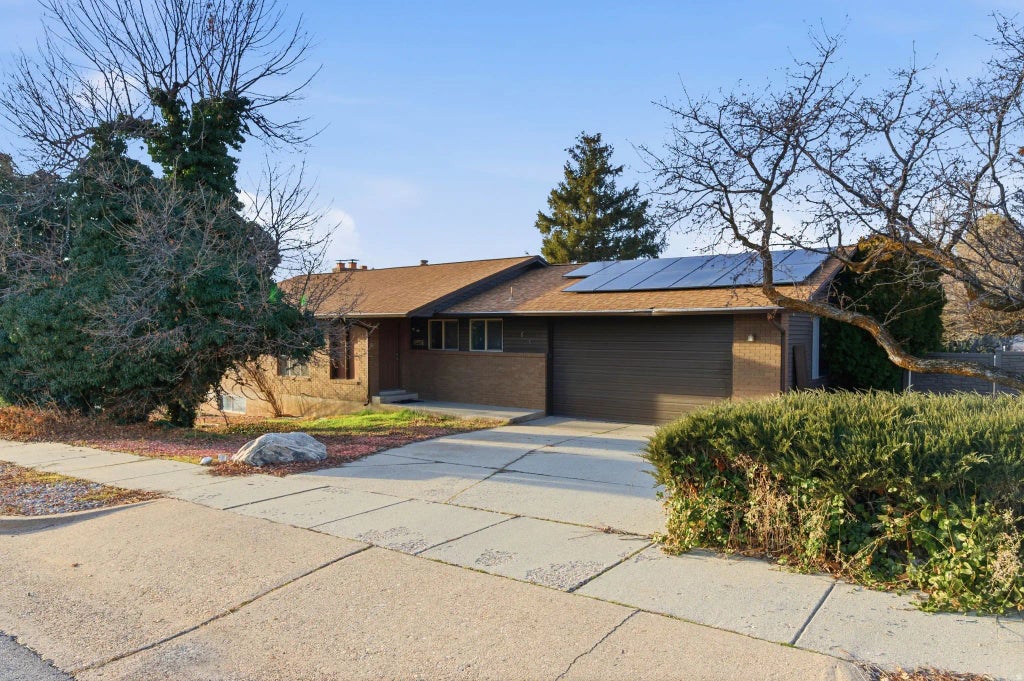 815 E Oxford Dr N, Kaysville