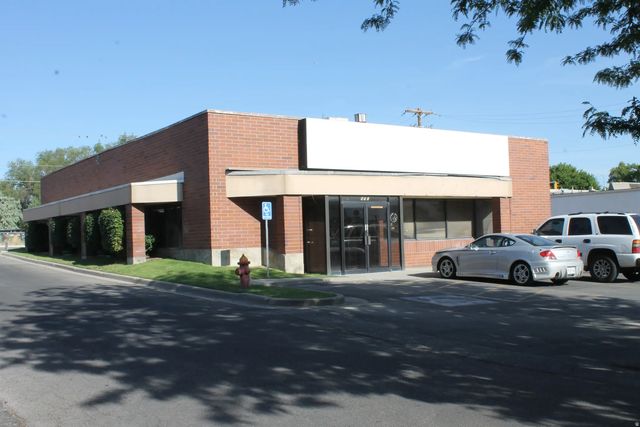 671 W 5300 S, Murray