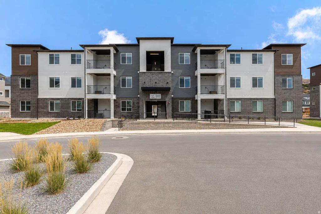4695 S 690 W U202, Mapleton