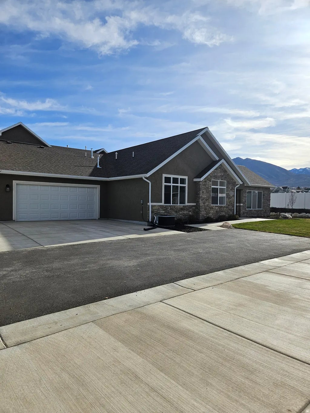 224 E 850 St N #d, Tooele