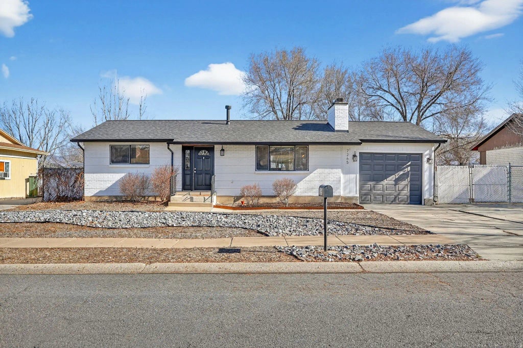 7265 S 1975 W, West Jordan