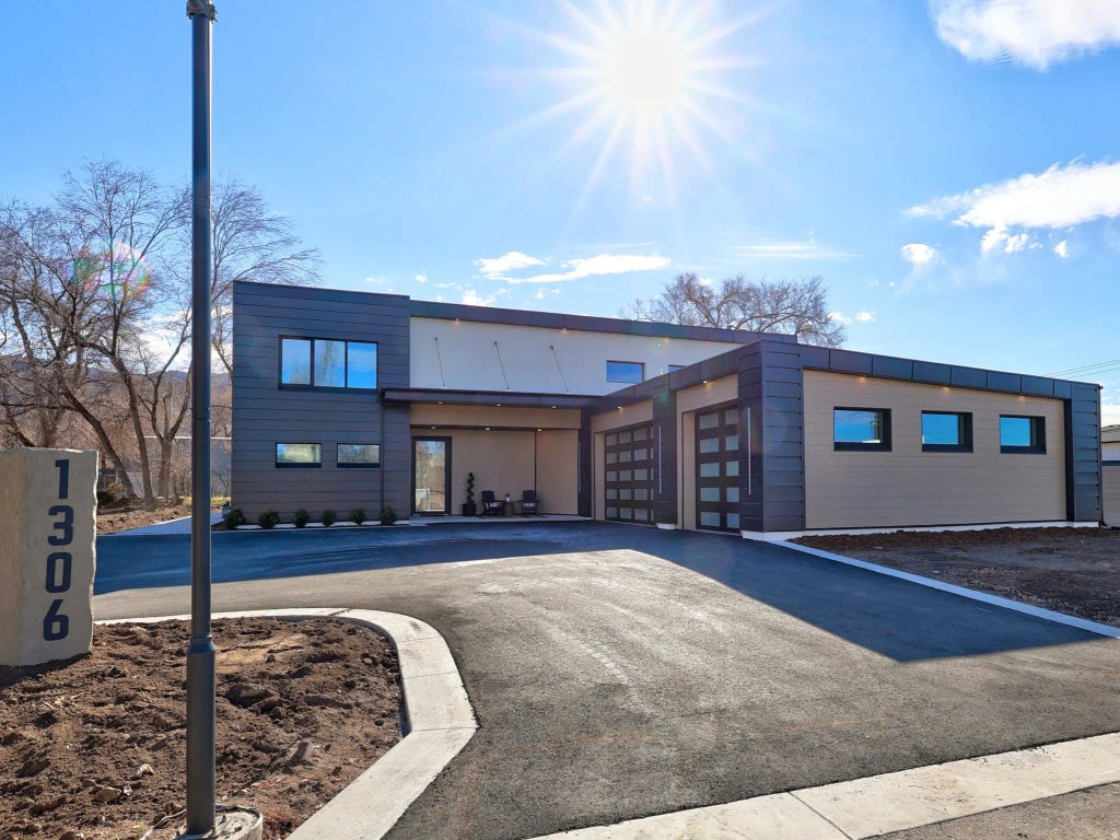 1306 E Victor Ln, Draper