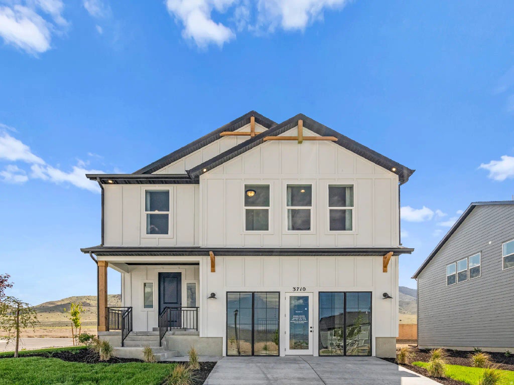 3599 N Stallion St 355, Eagle Mountain