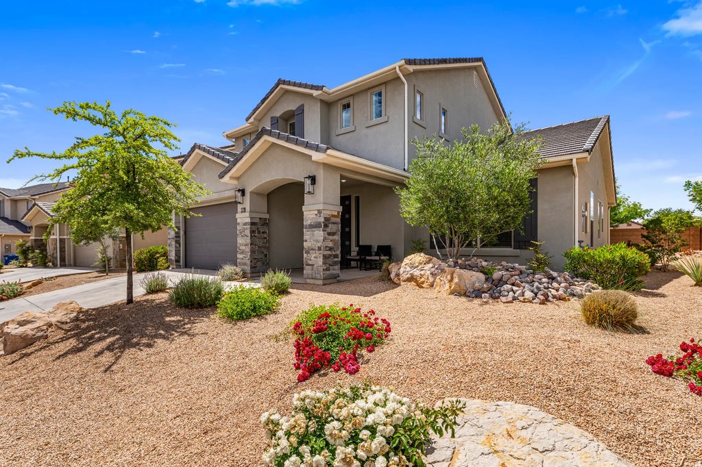 379 N Puerta Dr, Washington