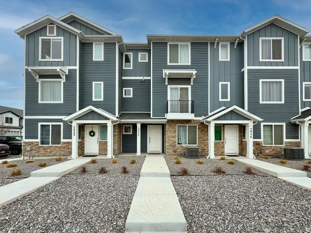 3952 N Wildcat Ln, Eagle Mountain