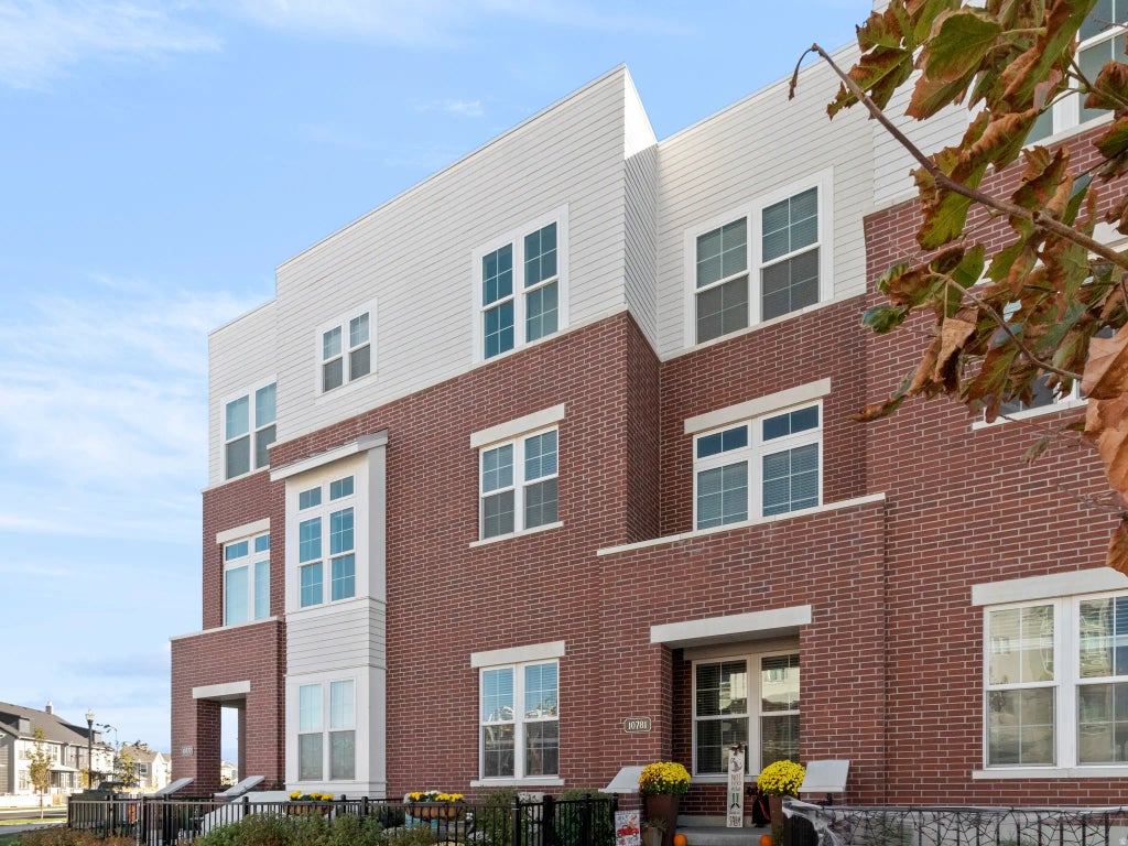 10781 S Porcini Dr, South Jordan