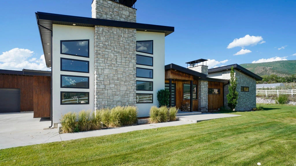 1245 E Draper Ln, Wallsburg