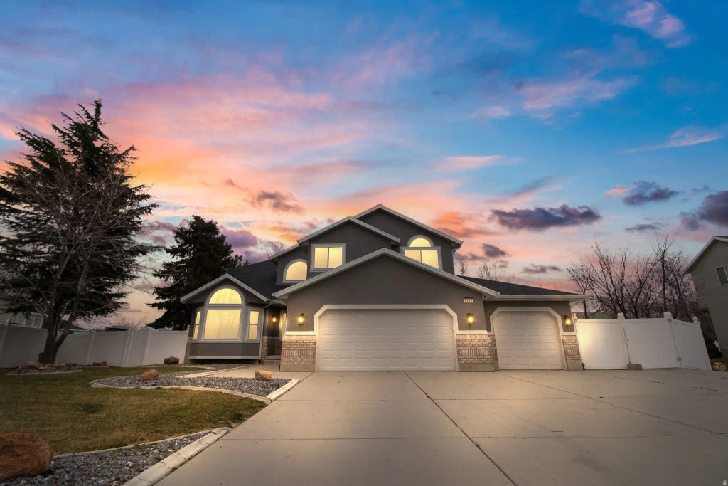 9943 S 3200 W, South Jordan