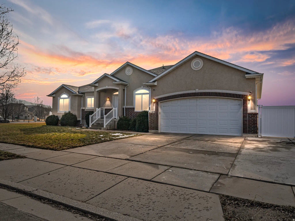 589 W 25 N, Clearfield