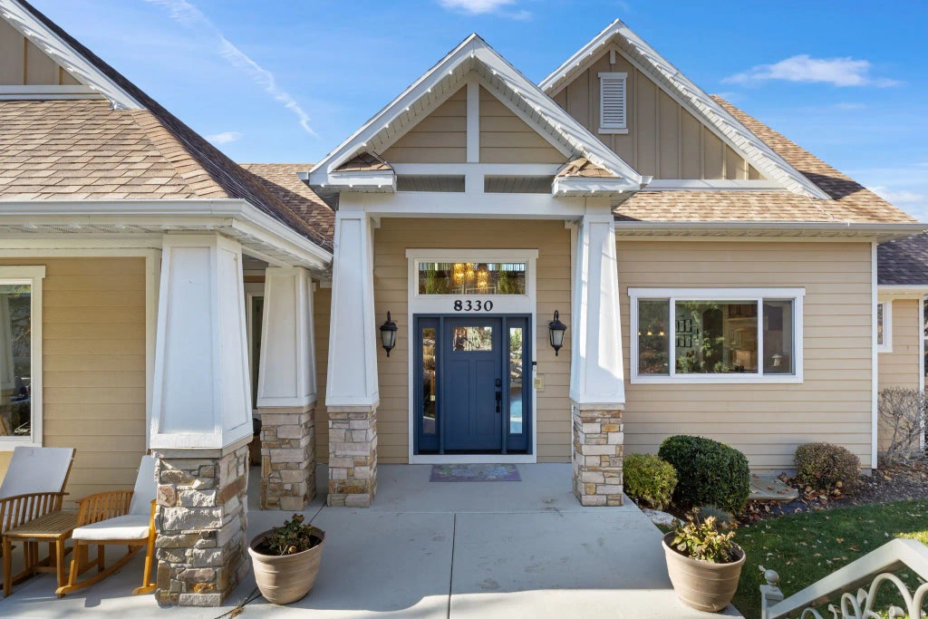 8330 S Danish Rd S, Cottonwood Heights