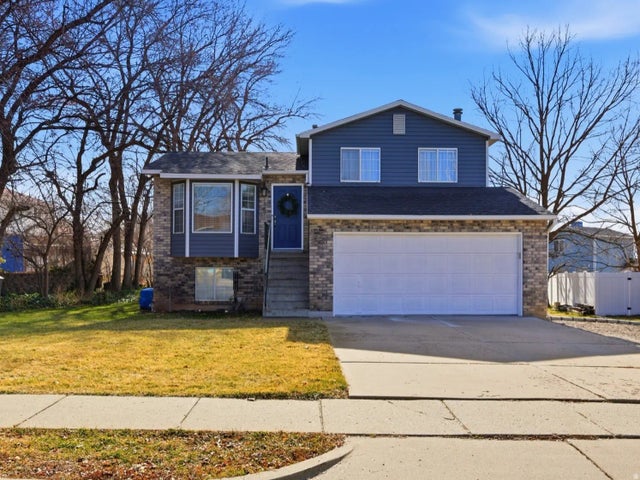 1048 E Cherry Ln, Layton