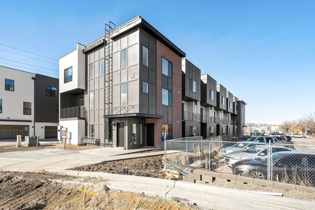 621 E Eleanor Cv S 36, Salt Lake City