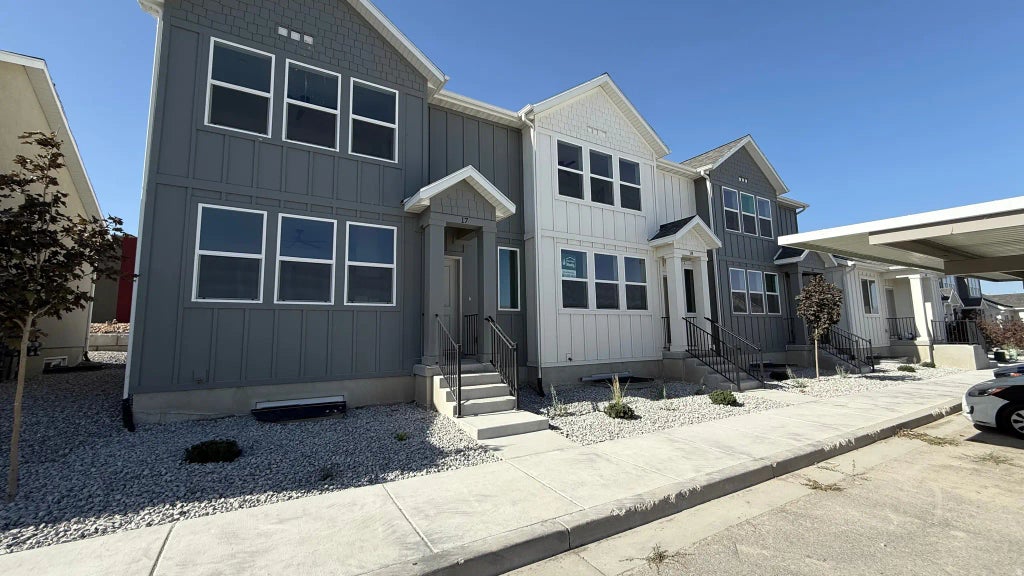 241 W 1160 N 18, Tooele