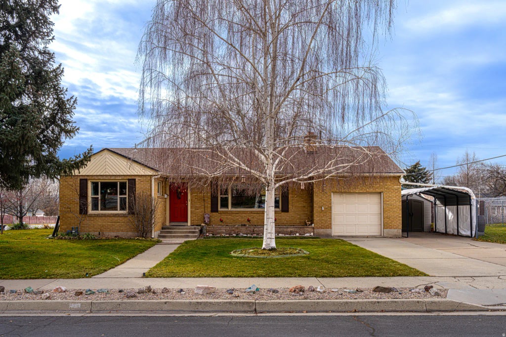 407 N 200 E, Kaysville