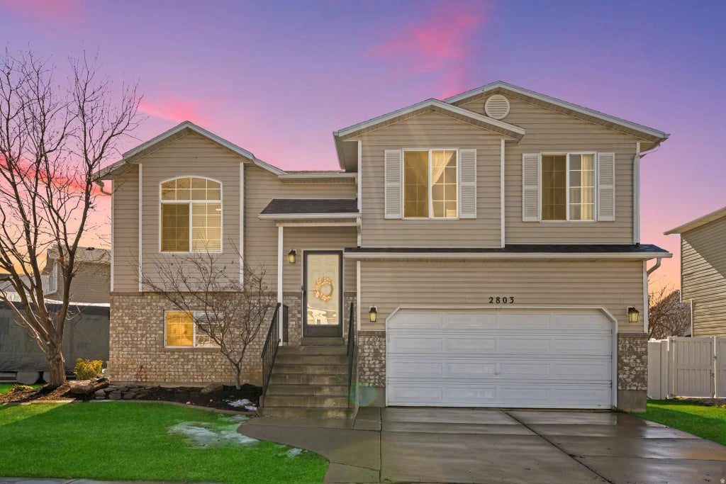 2803 W 2025 S, Syracuse