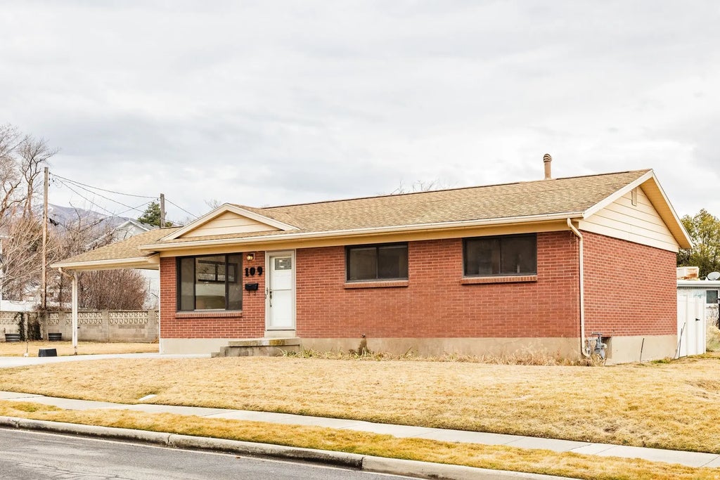 109 W 900 S, Bountiful