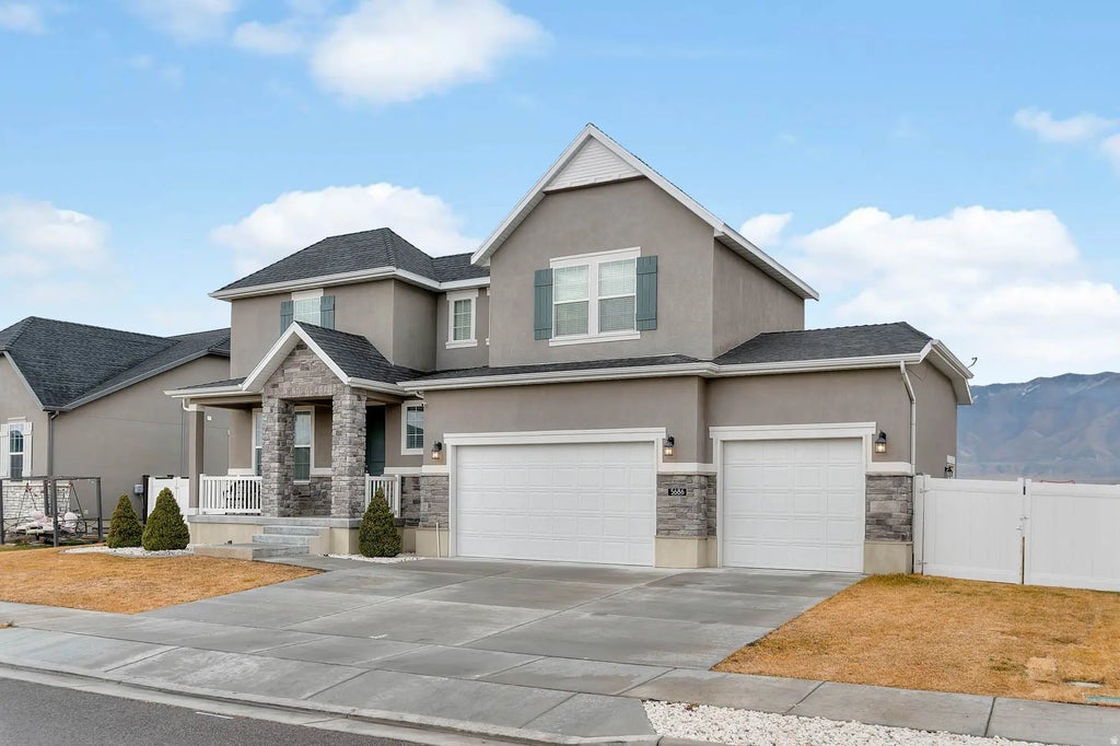 5686 N Duke Ln, Stansbury Park