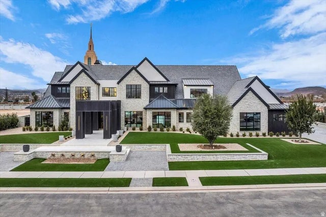 3155 E Hinckley, St. George