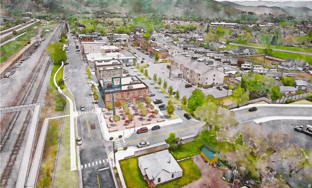 211 N Commercial St E, Morgan